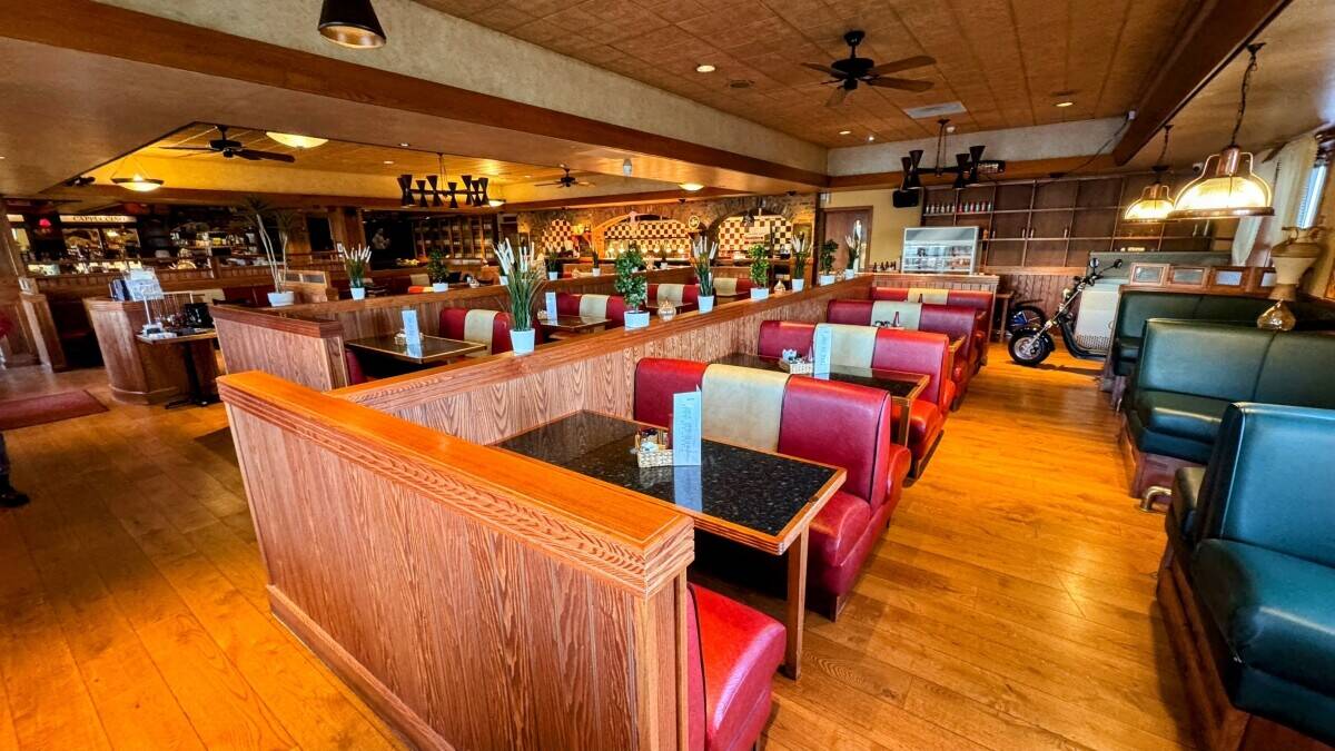 Licensed bar and restaurant business for sale in the established Showcase Leisure Park