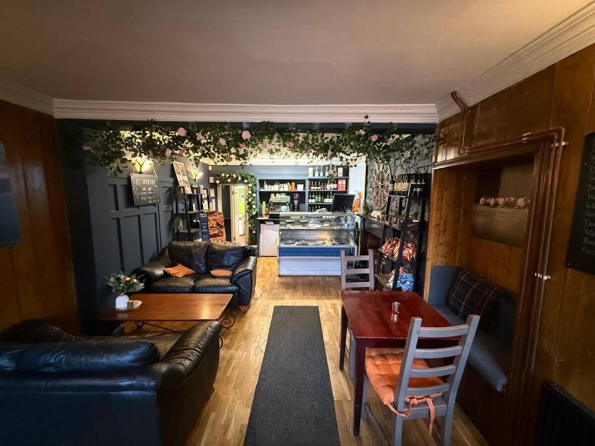 A Neatly Presented Restaurant Opportunity close to Edinburgh in affluent Borders town (ref 1720) Photo 10