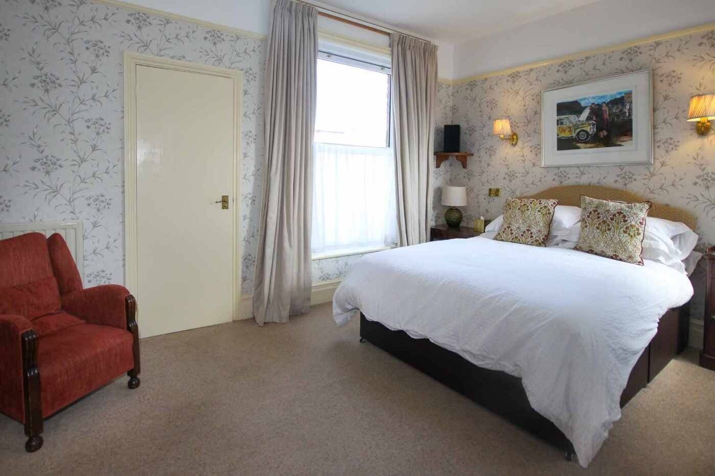 An attractive, former 8 Letting Room Guesthouse