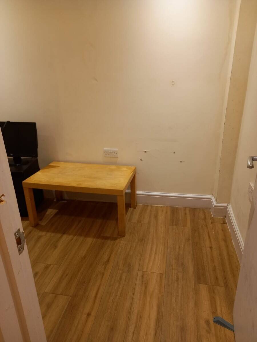 Chinese take away for Freehold sale in Purley Photo 10