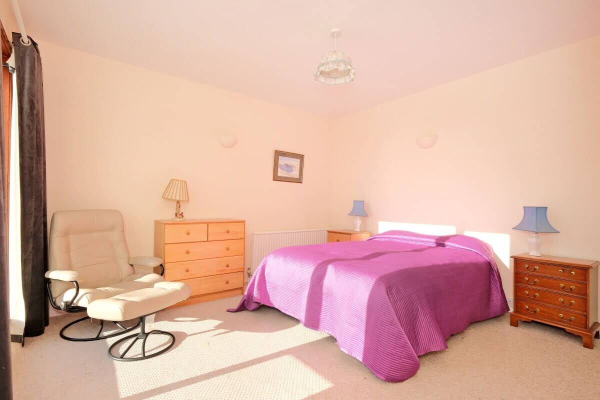 Luxury Boarding Kennel and Stunning 4 Bedroom Home