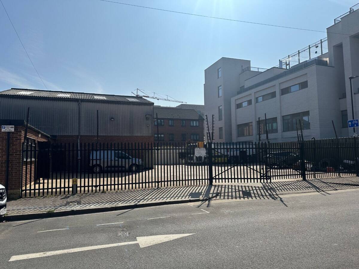Rare Leasehold Opportunity B2 Light Industrial Unit Photo 10