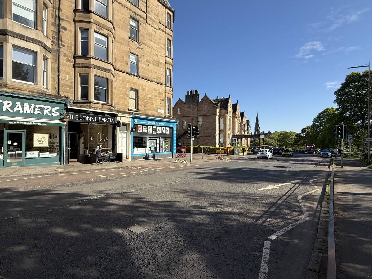 An immaculate Coffee Shop in Bruntsfield, Edinburgh  (Ref 1745)