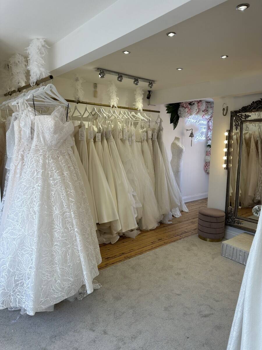 Stunning Established Bridal Boutique In Billericay High Street