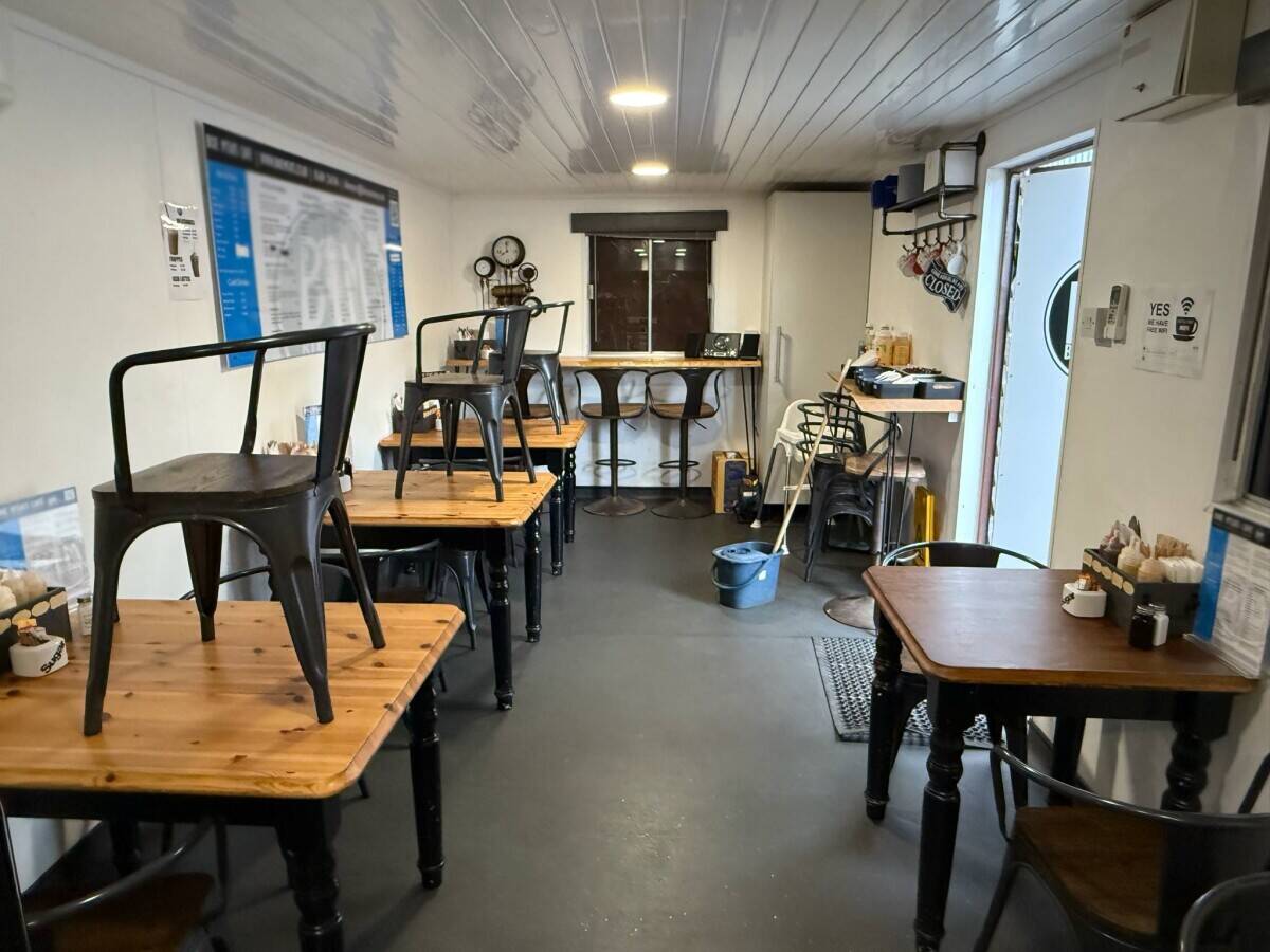 Cafe Container Business For Sale Buckinghamshire Photo 11