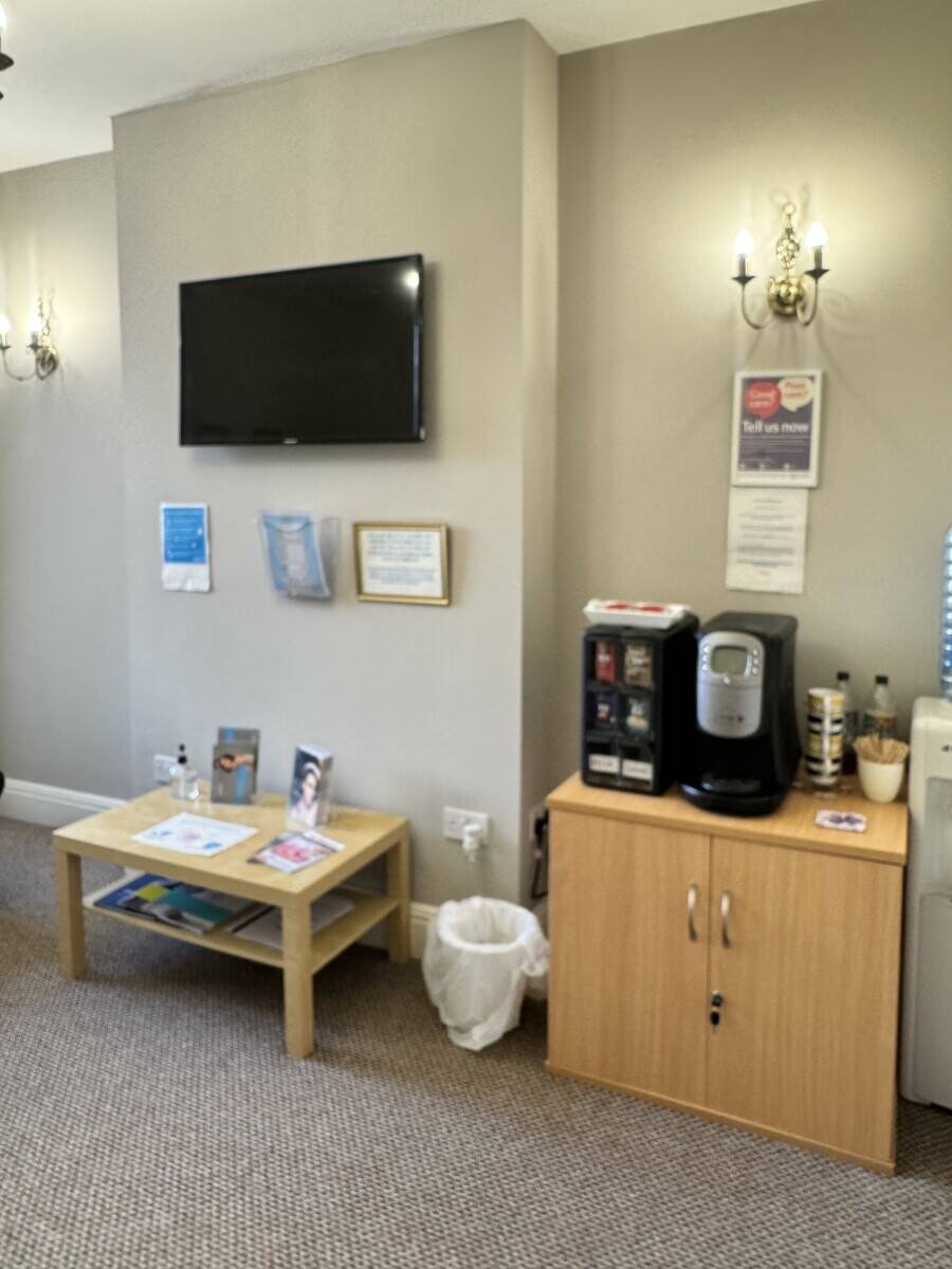 Laser & Cosmetic Clinic for Sale in Mansfield Nottinghamshire Photo 10
