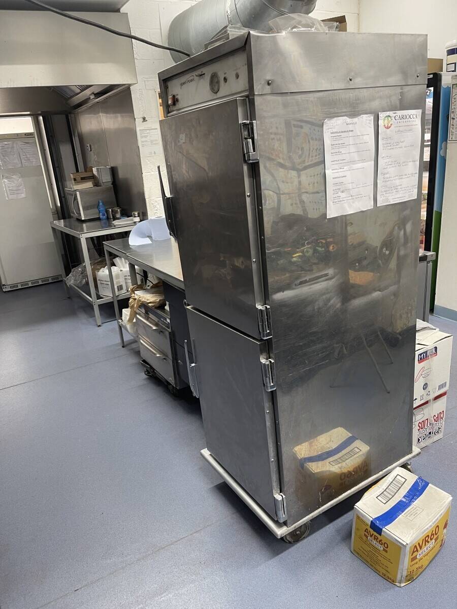 Excellent location dark kitchens for sale - VERY SPACIOUS Photo 10