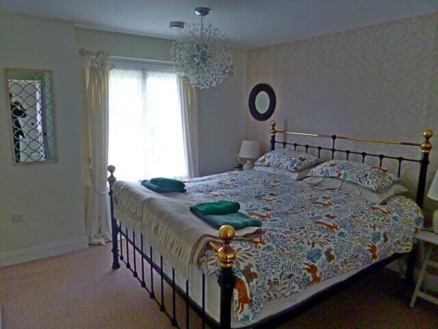 HISTORIC PORLOCK HIGH STREET - FREEHOLD CAFE/PIZZA/TAKEAWAY WITH 3/4 BED HOME Photo 10