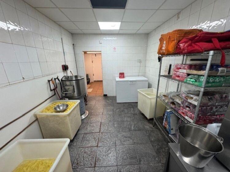 Leasehold Fish & Chip Takeaway Located In Tile Cross, Birmingham