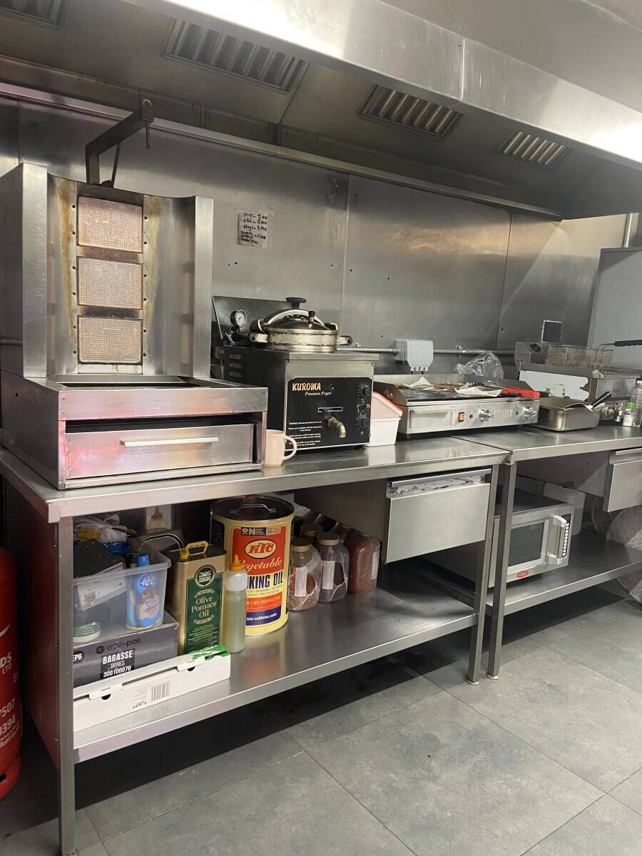Pizza Shop for sale in Dudley West Midlands. Sheriffs pizza Photo 10