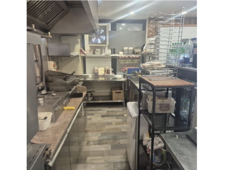 Slice Into Success with This Cotgrave Gem!