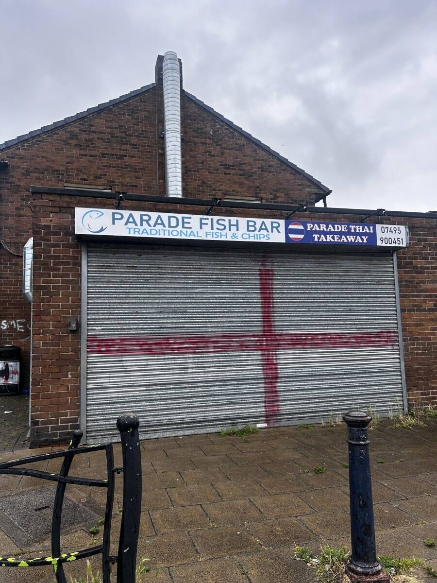 Parade fish bar relisted due to time wasters Photo 10