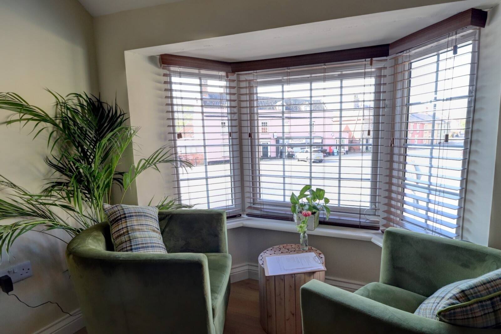 Coffee shop and bistro for sale