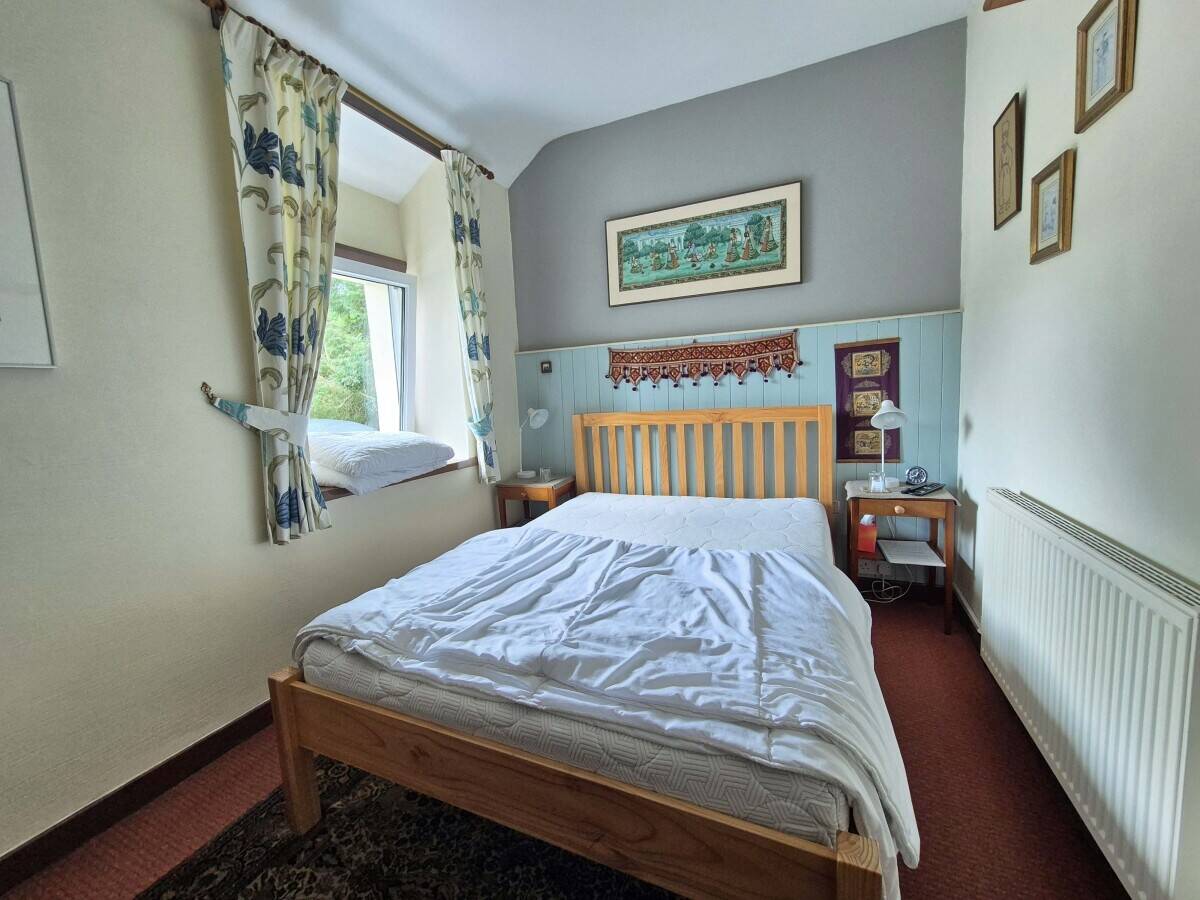 ERYRI (SNOWDONIA NATIONAL PARK) - TRADITIONAL BED & BREAKFAST AND TEAROOMS