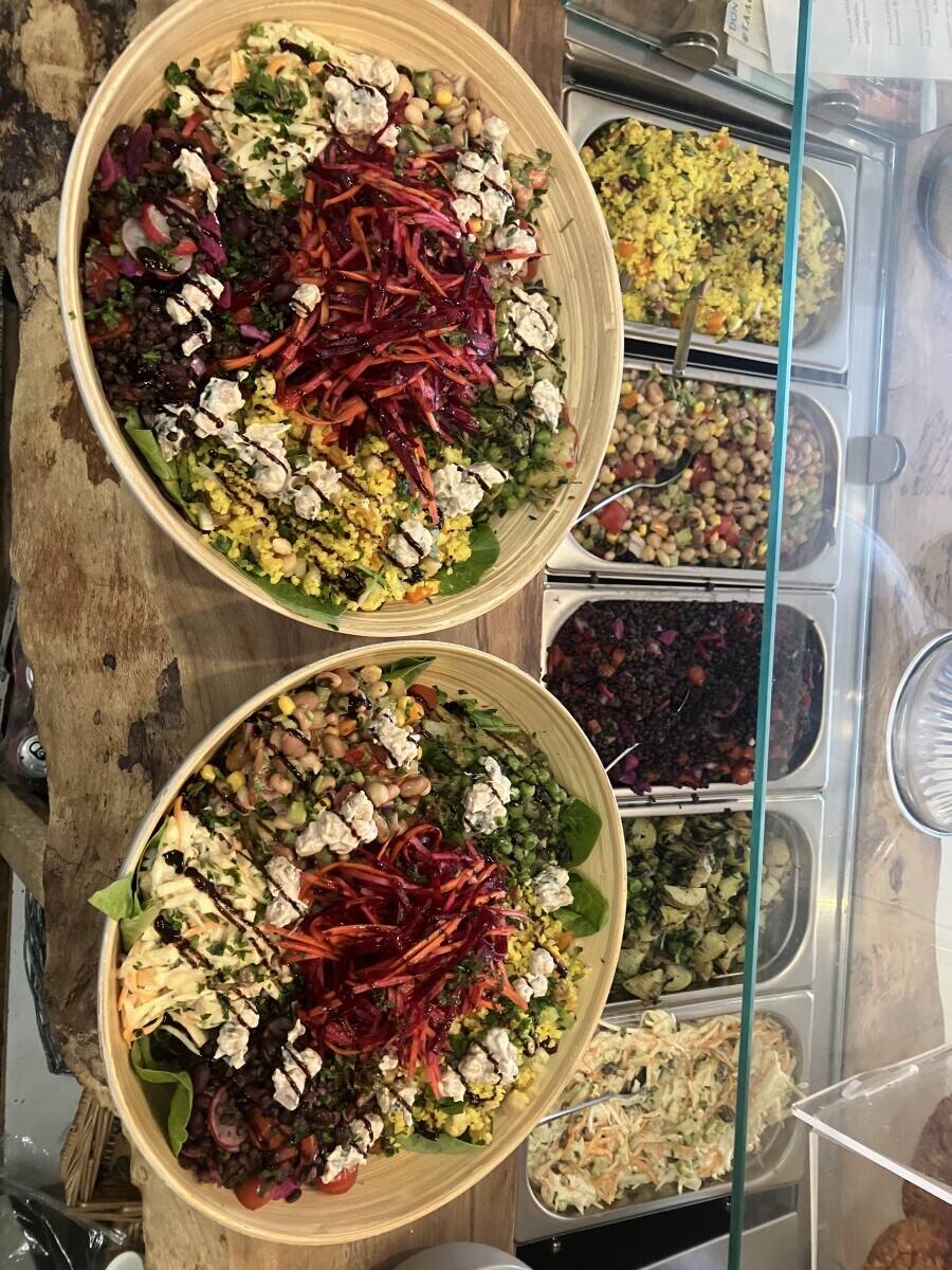 Plant based cafe for sale in teignmouth Devon Photo 9