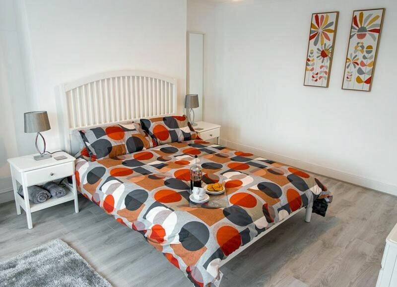 CONWY – FULLY REFURBISHED BED & BREAKFAST LOCATED ON LLANDUDNO’S NORTH SHORE Photo 10