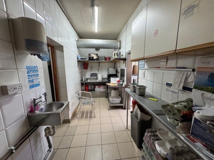 Leasehold Fish & Chip Takeaway Located In Coventry Photo 10