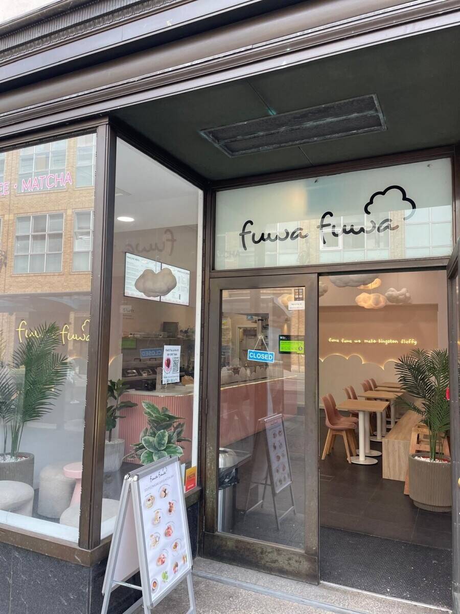 Cafe for Sale in Kingston Upon Thames