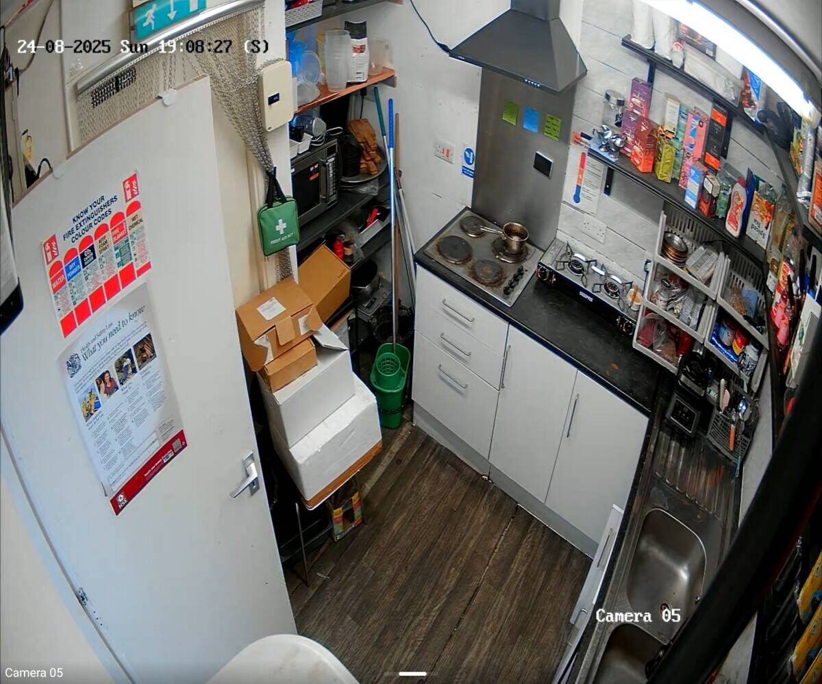 Dessert Shop in Nottingham Photo 10