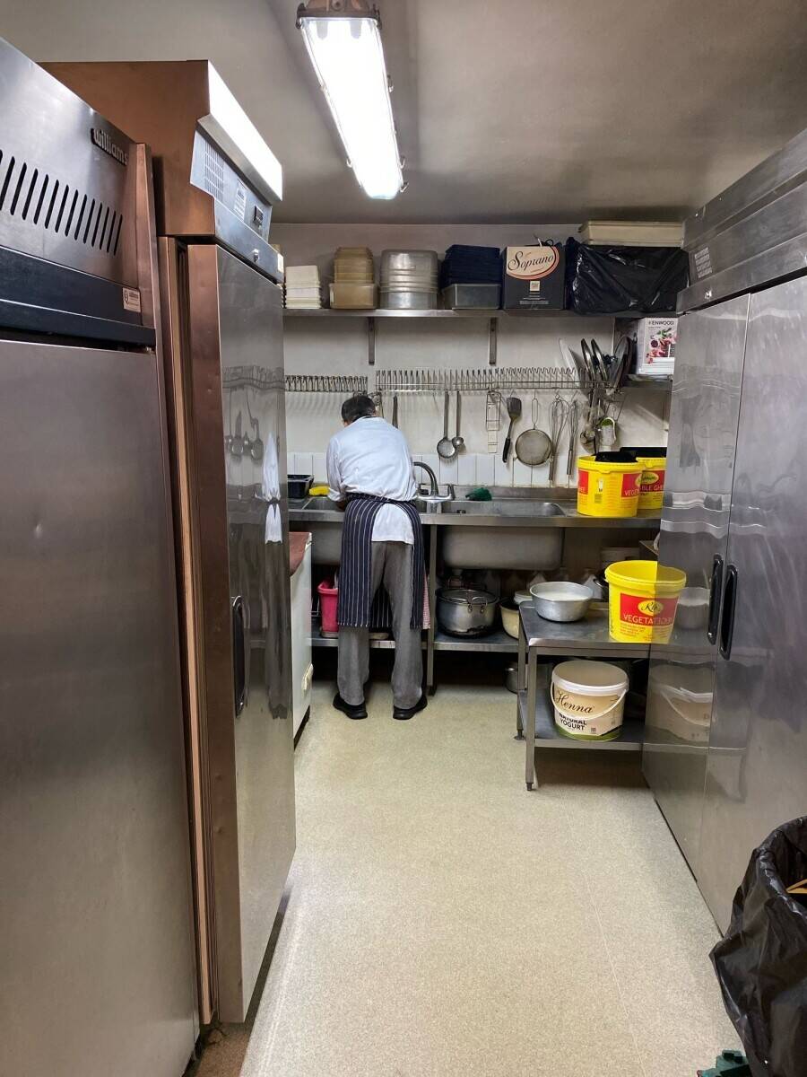 Luxury Restaurant for Sale Chingford London Photo 10