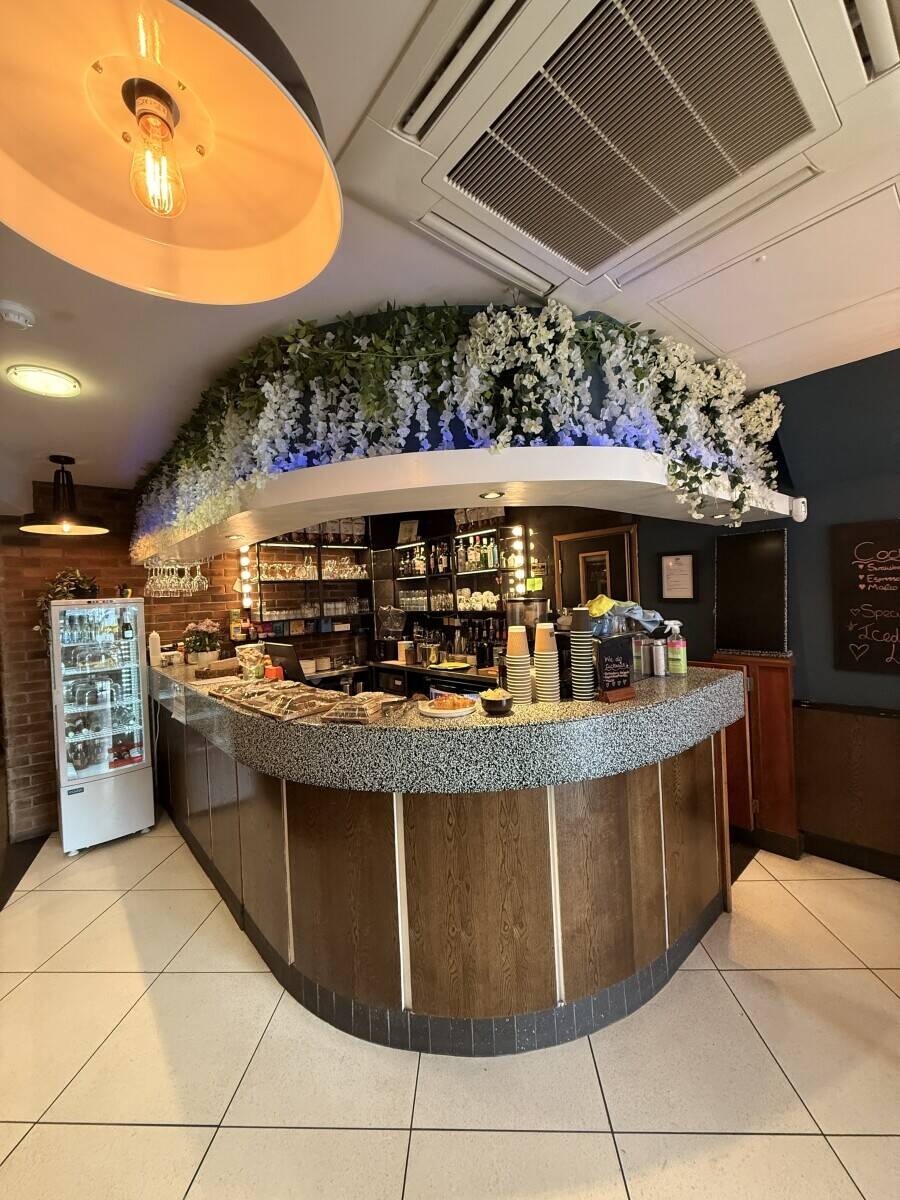 Cafe Bistro Restaurant For Sale in Petts wood
