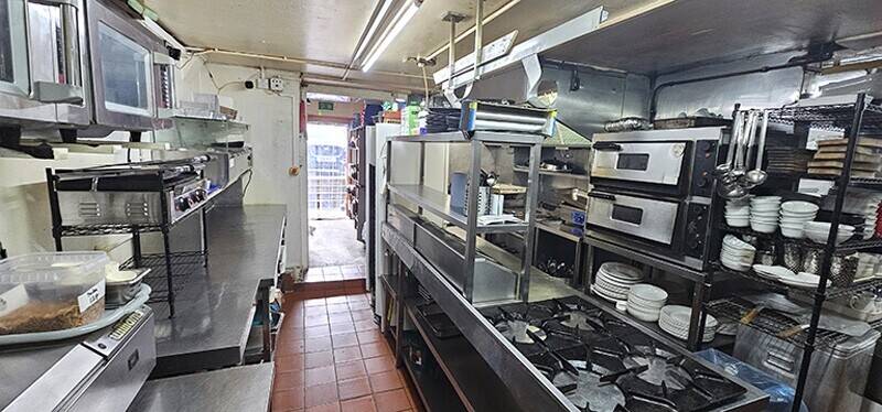 Long established & highly profitable restaurant & bar in heart of Dunoon town centre Photo 10