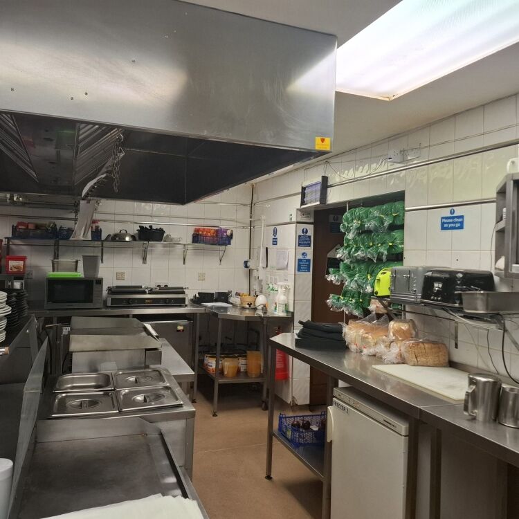 Reduced to Sell this Fabulous Cafe and Restaurant in West Midlands Photo 10
