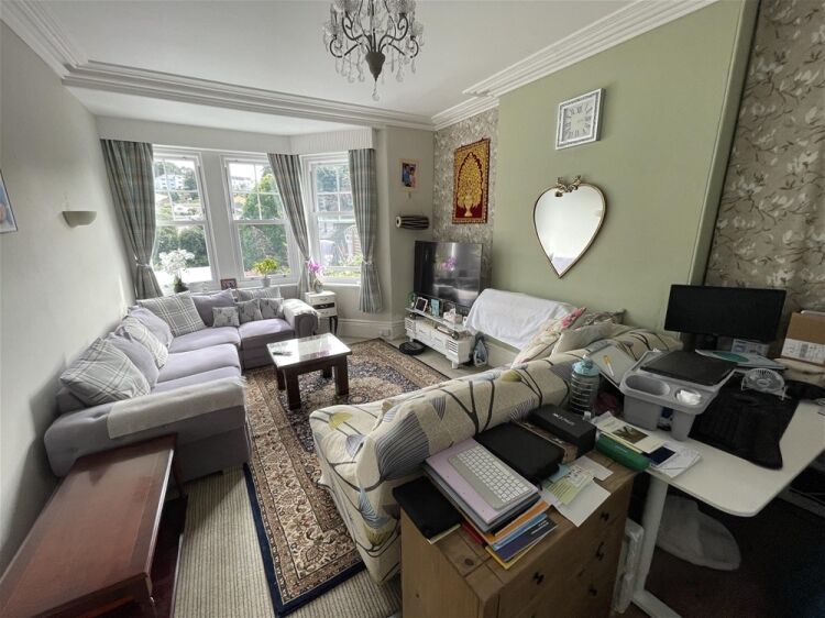 Beautifully presented guest house in a prime position close to Torquay Harbour For Sale in Torquay Photo 10