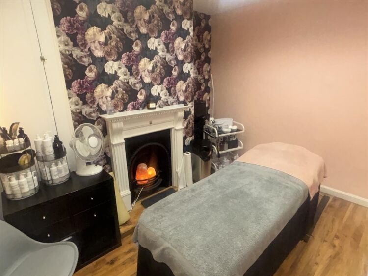 Beauty, Therapy & Tanning For Sale in Driffield