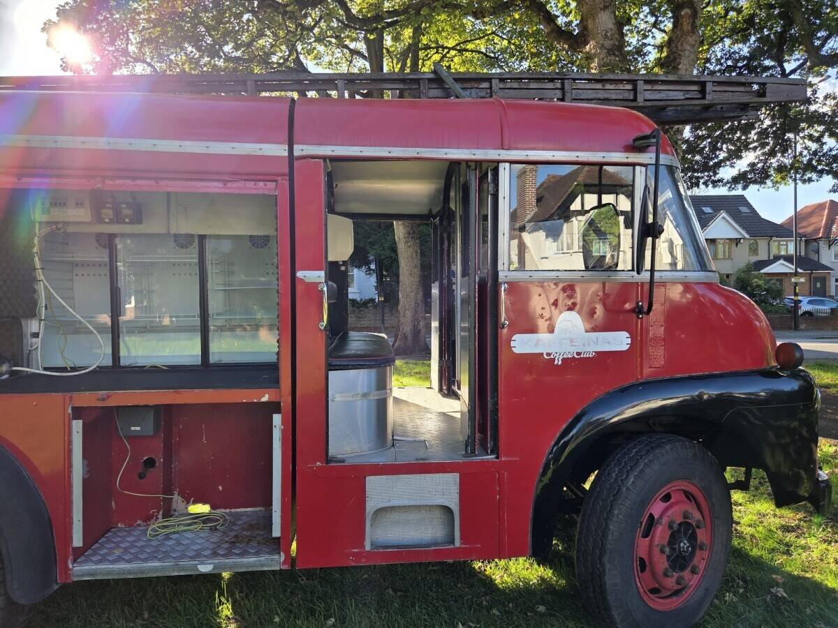 1955 Bedford Coffee Truck – Professionally Restored, One-of-a-Kind Conversion