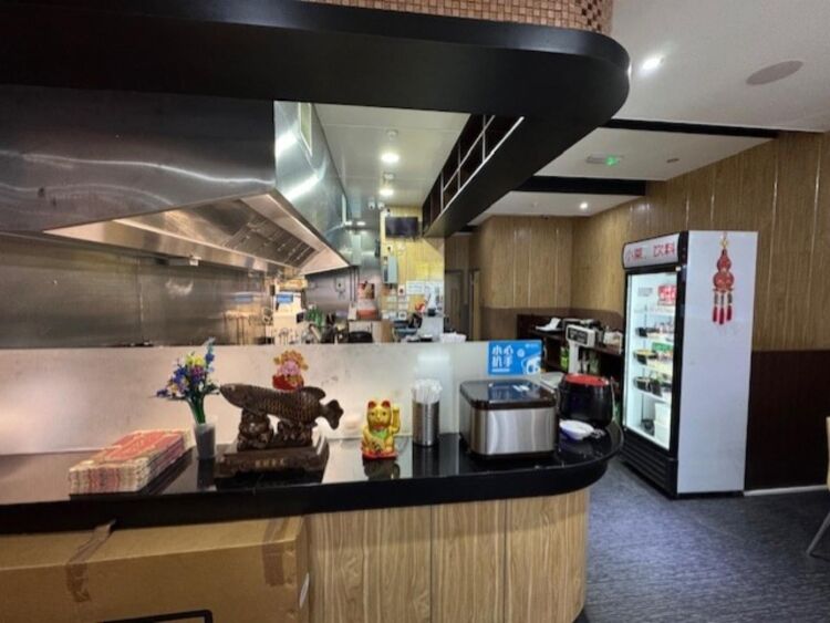Leasehold Chinese Noodle Restaurant Located In Coventry Photo 10