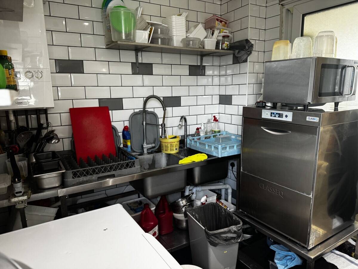 Cafe for sale in dartford  Photo 10