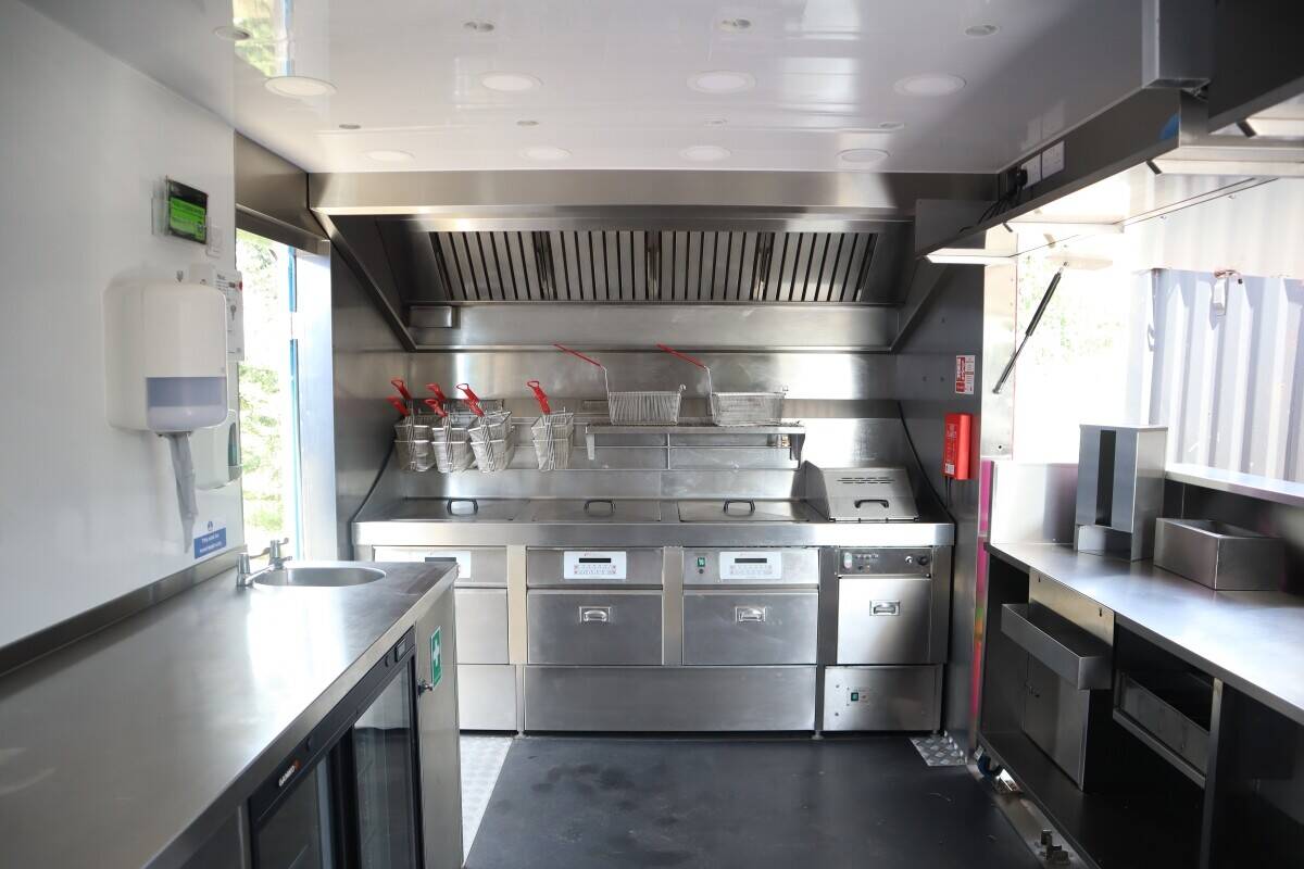 Fish & Chips business converted shipping container for sale&nbsp; Photo 10