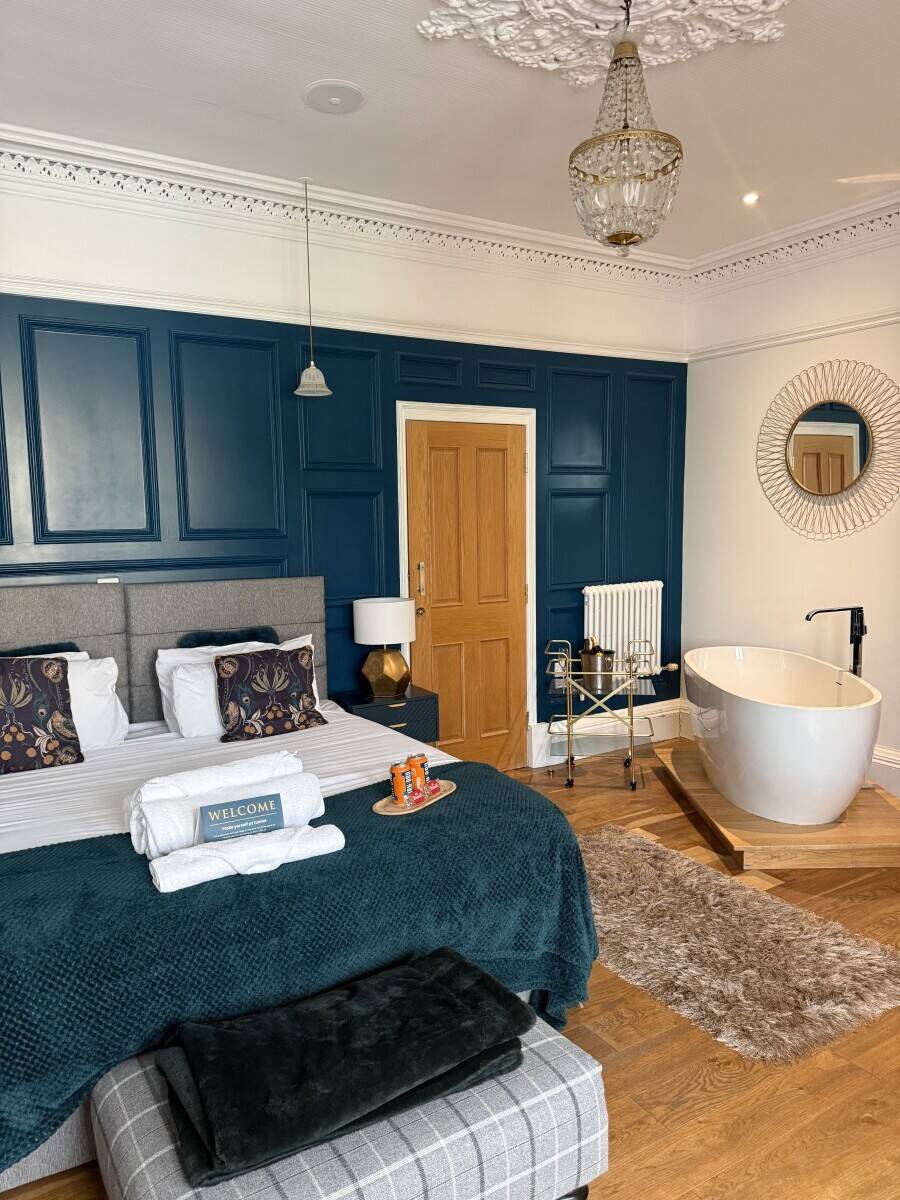 A Well-Presented Multi Income Stream Hotel With Huge Potential (ref 1779) Photo 10