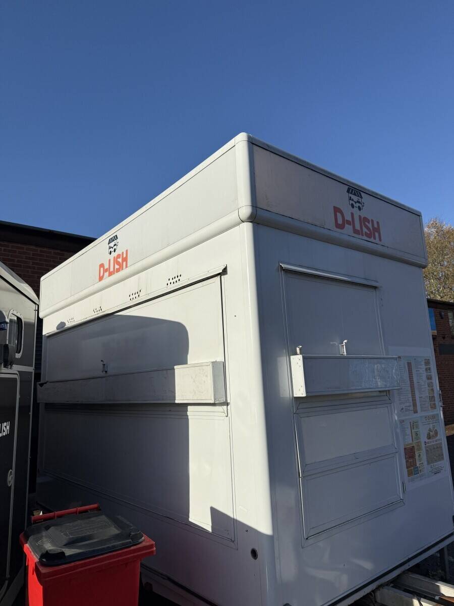 Fully Equipped Purpose-Built Catering Trailer – Ready to Trade! Photo 9