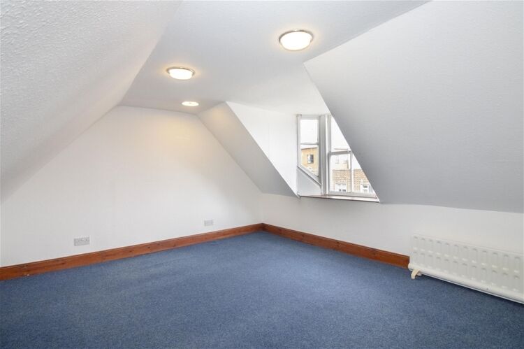 Investment Unit Opportunity – Retail Unit with Office Space & Yard