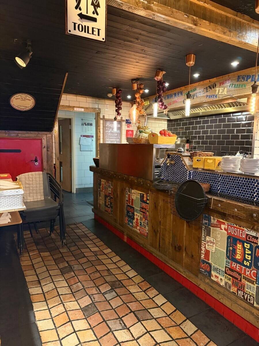 Italian restaurant for sale in nuneaton