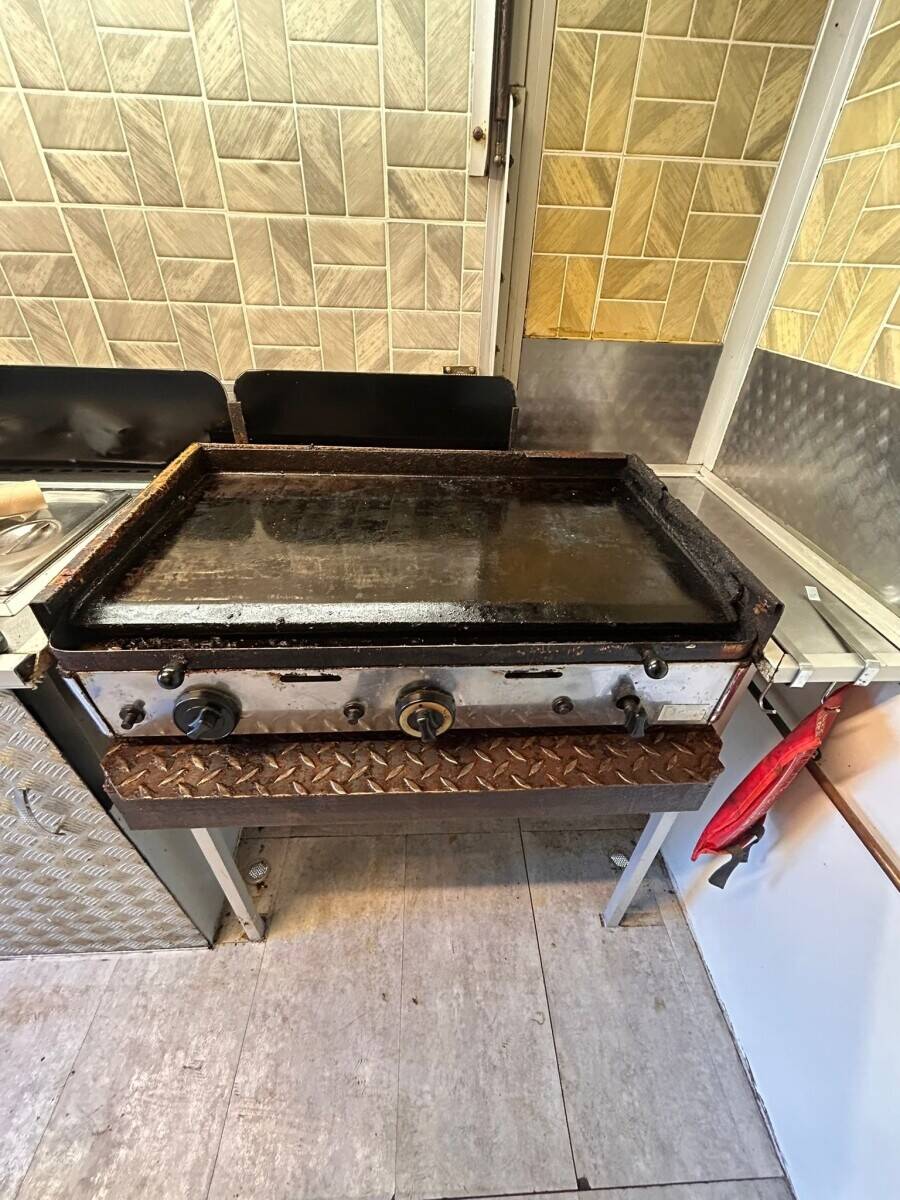 Established Catering Trailer Fully equipped Ready to start Breakfast Van Photo 10