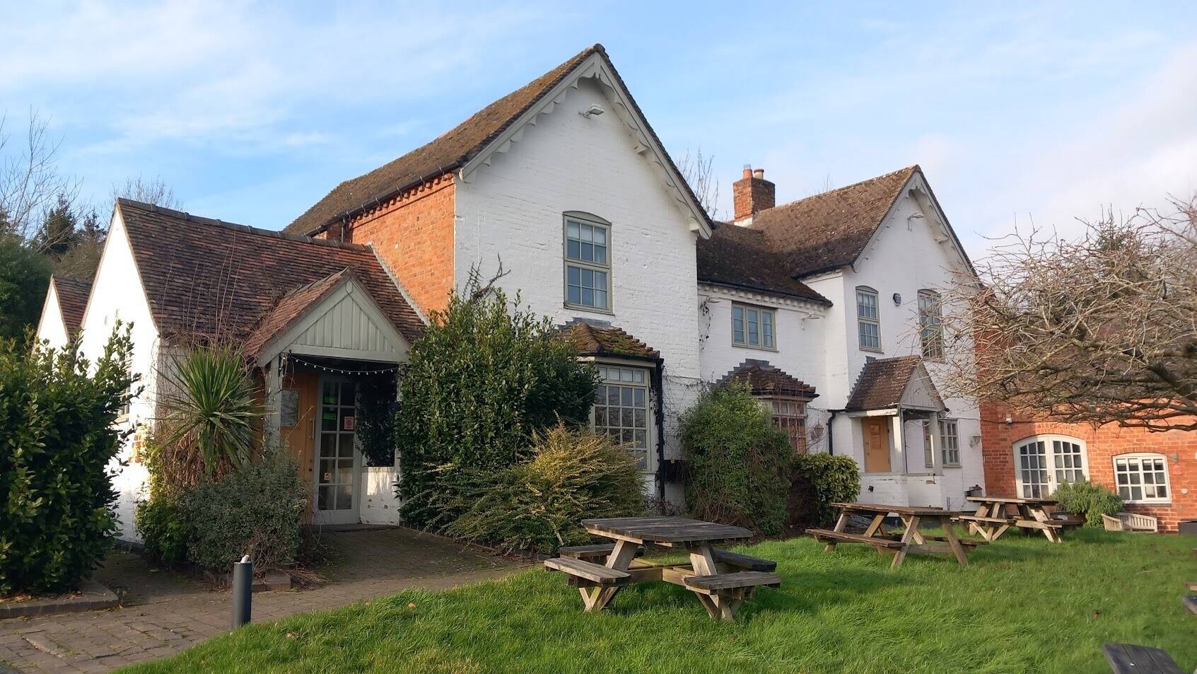 WORCESTERSHIRE - COUNTRY INN SET IN 1.5 ACRES Photo 10