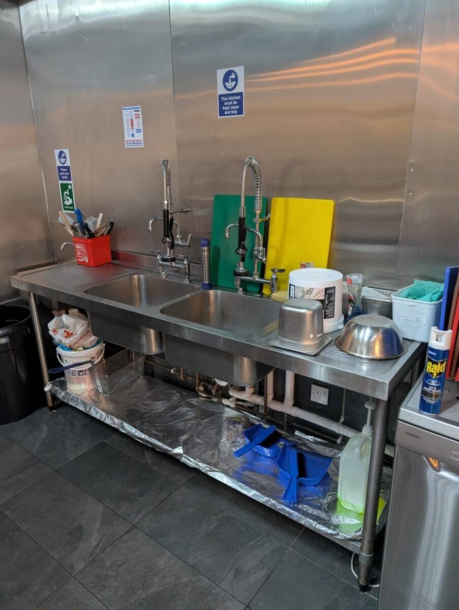 Takeaway restaurant