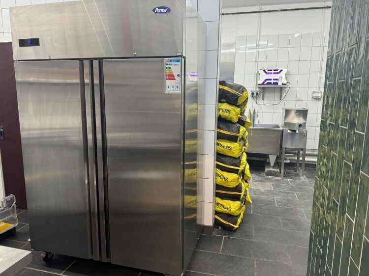 Fully Fitted Immaculate Fish & Chip Shop Takeaway