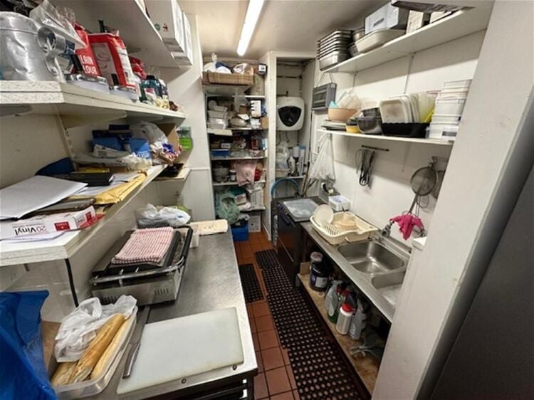 LEASEHOLD
LIC. ITALIAN CAFE/DELI RESTAURANT Photo 10