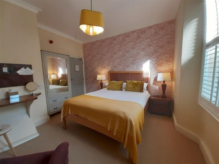 9 Bedroom Boutique Hotel situated in Dartmouth For Sale in Dartmouth Photo 10