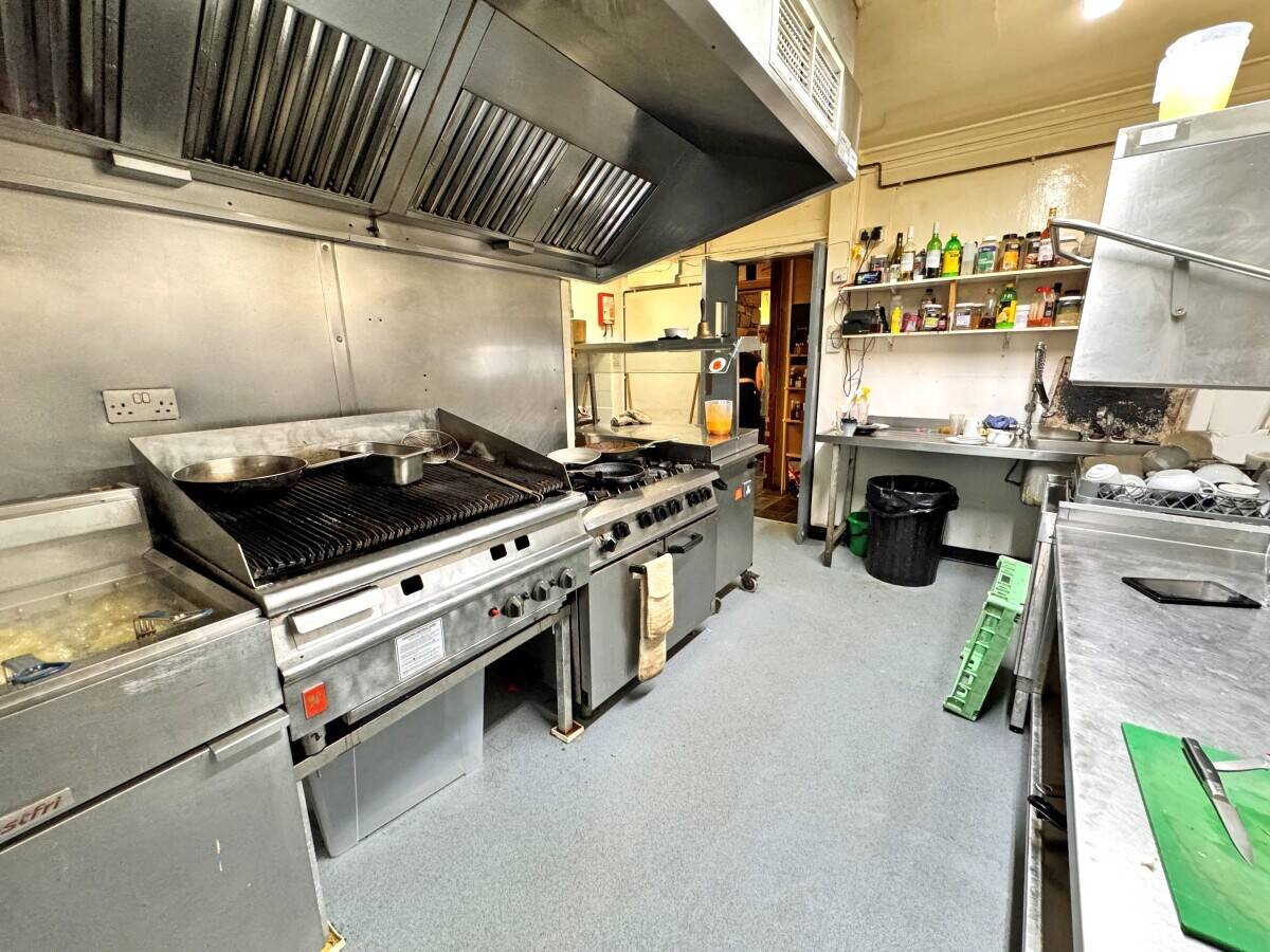NORTHUMBERLAND - LEASEHOLD MARKET TOWN PUB WITH LETTING ACCOMMODATION