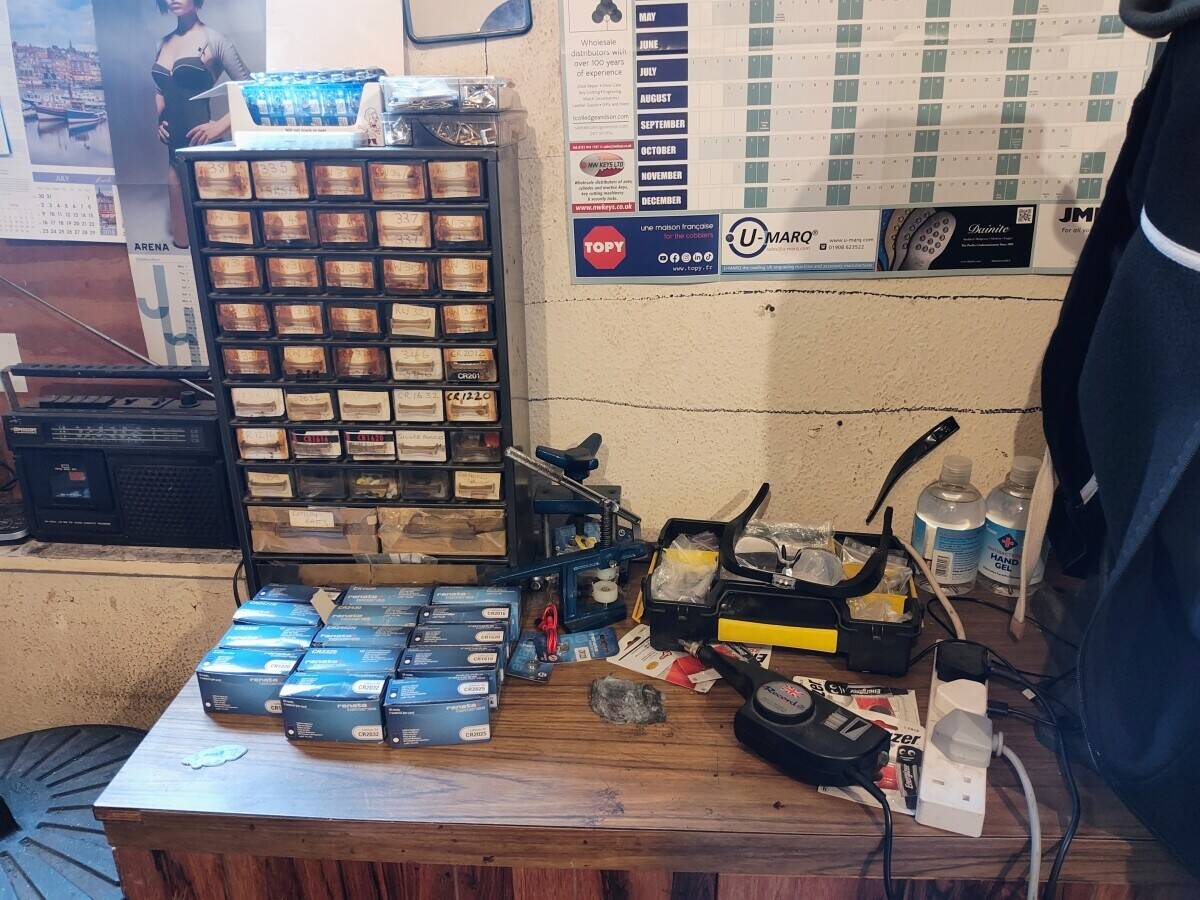 Shoe repair, key cutting, engravin,g and lots more Photo 10