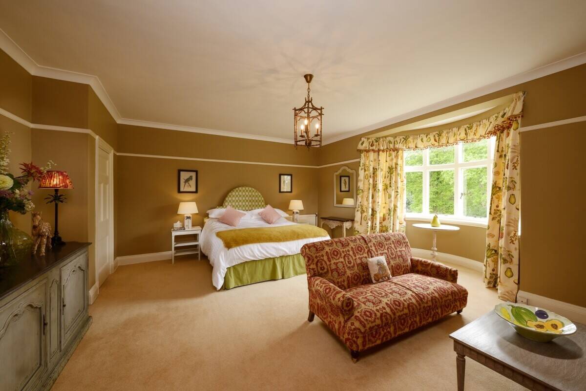Impressive Cheshire Country Estate, with Further Development Potential Photo 10