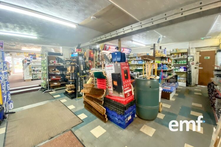 DIY & Hardware Store (Freehold or Leasehold)