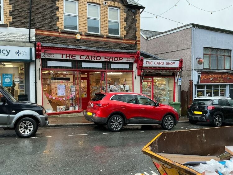 SUPERB CARD and GIFT SHOP, NEAR CAERPHILLY Photo 10
