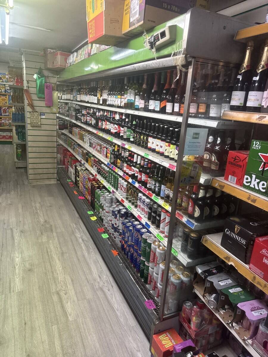 Busy East Finchley Off-Licence & Convenience Store &ndash; Long Lease