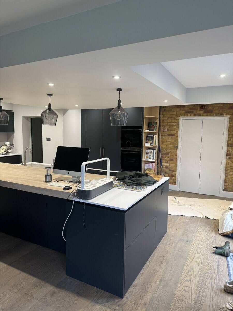 Construction Business for sale in Cranleigh Surrey Builders Company Photo 11